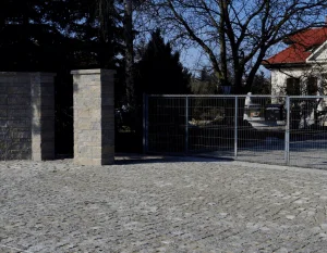 Kostka granitowa łupana jasnoszara STRZEGOM 8/11 (10x10x10)